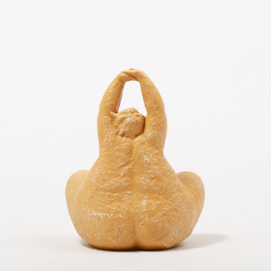 Zen Enerjisi El Yapımı Yoga Yapan Kadın Heykeli