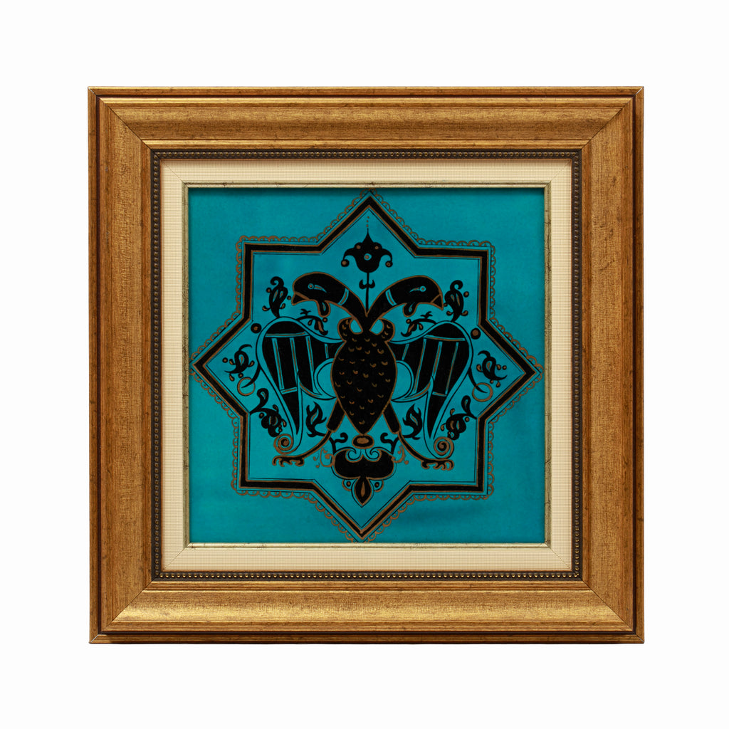 Çift Başlı Selçuklu Kartalı Çini Pano (40x40 cm) – Eskitme Altın Çerçeveli Duvar Dekoru